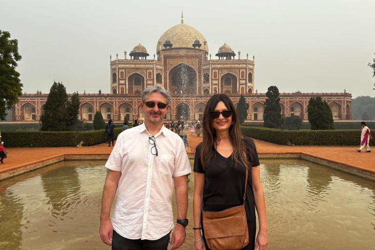 Vanuit Delhi :- Gouden Driehoek Tour met Varanasi 7N/8DOptie 01 - Ac Auto + Gids + 2 Vluchten