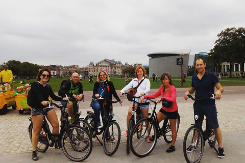 Tour di Amsterdam in bicicletta con una guida locale che parla francese!