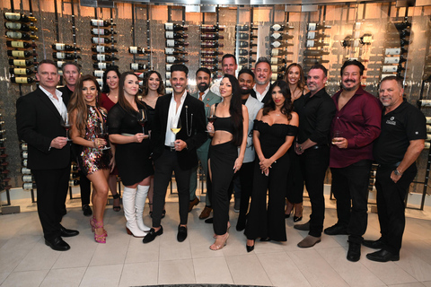 Las Vegas : visite culinaire et œnologique de luxe avec sommelier et bus de fêteLas Vegas : visite culinaire et œnologique de luxe avec sommelier et bus festif