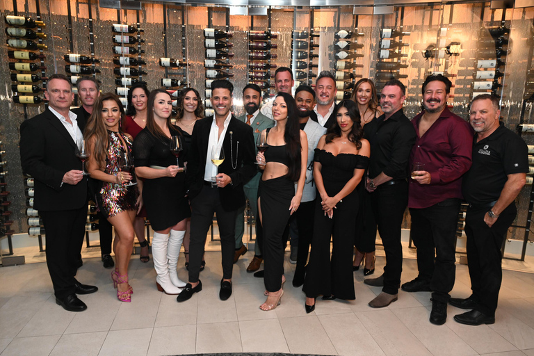 Las Vegas : visite culinaire et œnologique de luxe avec sommelier et bus de fêteLas Vegas : visite culinaire et œnologique de luxe avec sommelier et bus festif