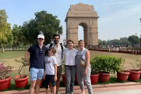 From Delhi: Private Full Day City Tour of Old and New Delhi