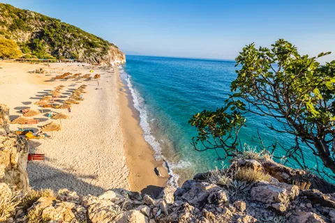 Bootstour nach Himara, Erkundung der albanischen Riviera und Höhlen
