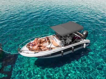 Medulin: Morning on Speedboat with Cave & Island Snorkeling