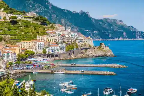 Excursion d'une journée de Rome à la côte amalfitaine avec chauffeur privé