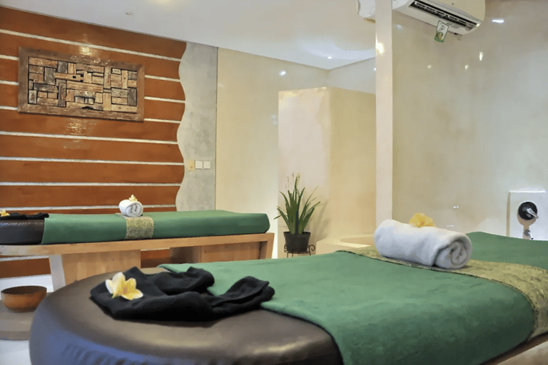 Seminyak: Relaxing Bali Spa Experience at LLuvia SpaAromatherapy Massage 2 Hours