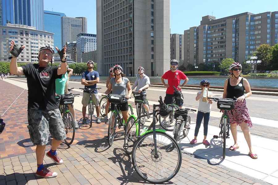 Boston: 2,5-stündige Stadttour mit dem Fahrrad. Foto: GetYourGuide