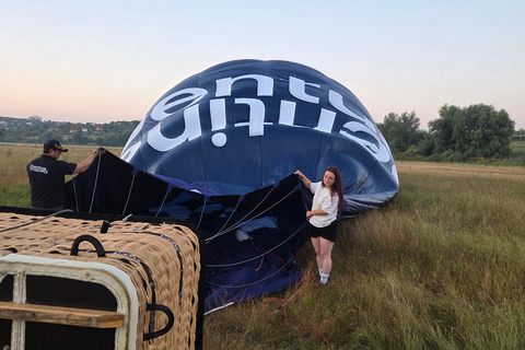 Moldova: Private Hot Air Balloon Experience