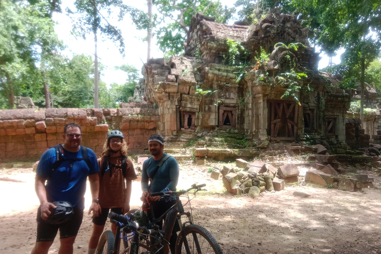 Indiana Jones: Guided Jungle Trails and Temples Bike Tour