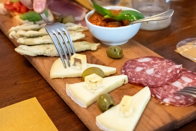 Florence: Tuscany Winery-Hopping Tour with Vineyard Lunch Semi-Private Tuscany Winery-Hopping Tour with Vineyard Lunch