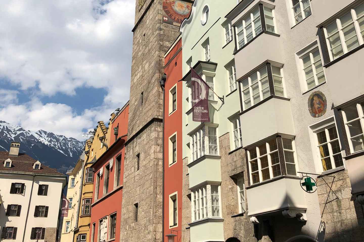 Innsbruck - "Welcome Tour" by Per Pedes. Guided City Tour.
