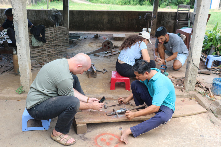 Hoi An: Knife-making Workshop with Hotel Pickup