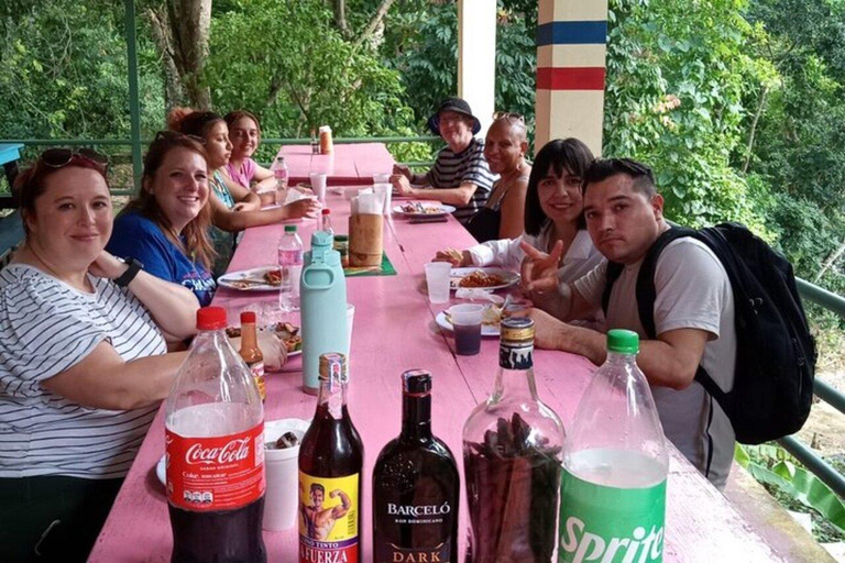 Visita Cultural em Higüey: Da Basílica às Praias de Macau