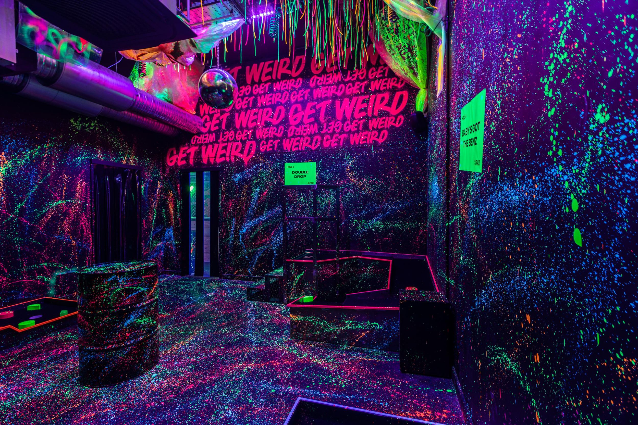 Leeds: Junkyard Golf Tickets für 9 oder 18 Löcher