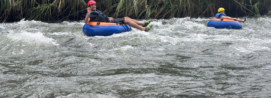 La Fortuna : aventure en bouées sur la rivière Arenal