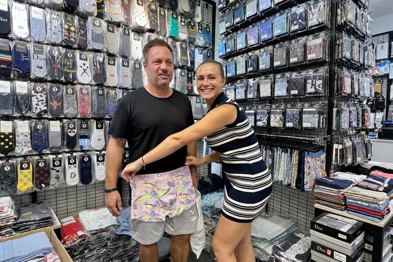 Guangzhou: Private Sourcing and Shopping Tour with Guide