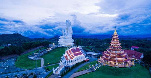 Von Chiang Mai aus: Tagestour zu den Tempeln von Chiang Rai