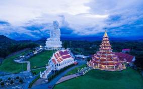 From Chiang Mai: Chiang Rai's Temples Exploration Day Trip