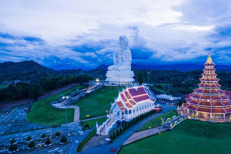 From Chiang Mai: Chiang Rai's White, Blue & Red Temples Tour