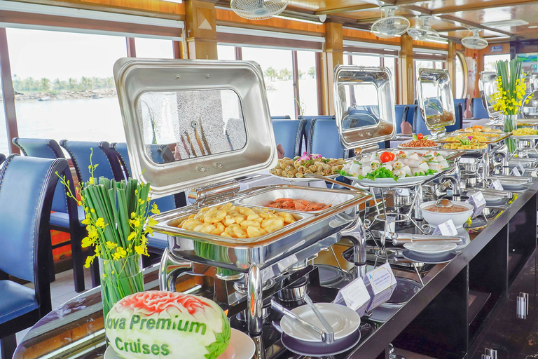 Hanoï : journée de croisière de luxe dans la baie d'Along