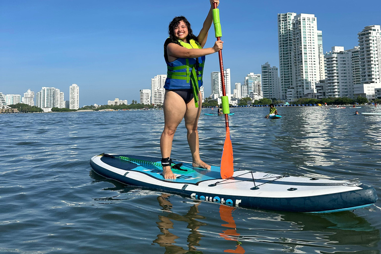 Cartagena: Paddle rental on the beach weekend