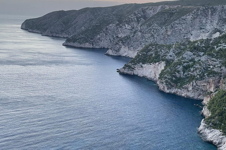 ZAKYNTHOS: Grecka nocna wycieczka o zachodzie słońca: Tańcz i odkrywaj!