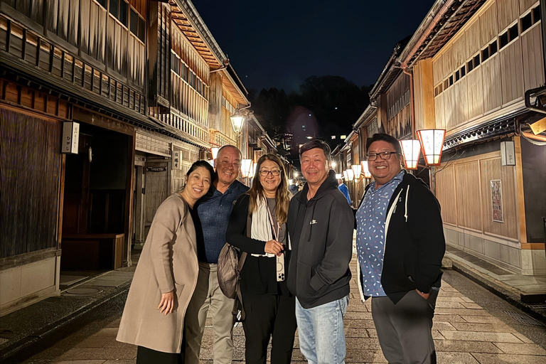Kanazawa:Gold Leaf Experience, Geisha District & Matcha Tour