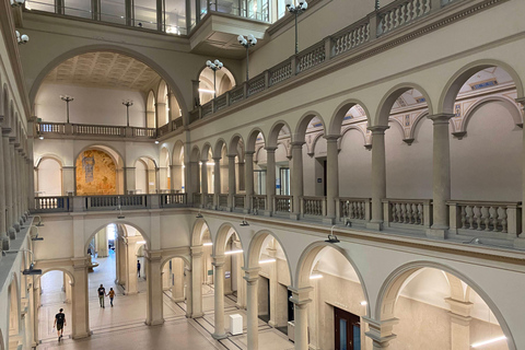 Zurich City Essential Walking Tour with Polybahn: 5 hours