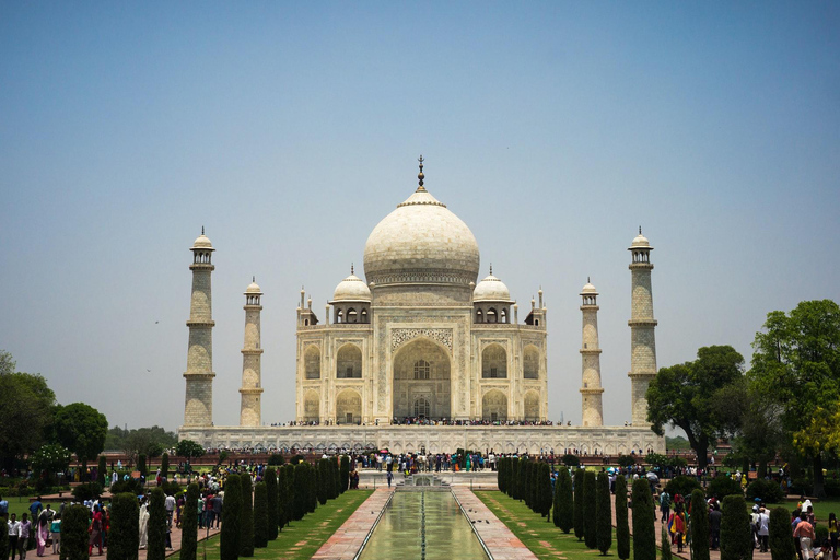 From Delhi: Taj Mahal Shared Group TourHotel pickup &amp; Drop-off to/from meeting point