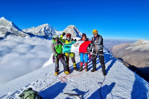 Vanuit Huaraz: Beklimming Nevado Yanapaccha 3D/2N