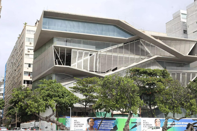 Rio de Janeiro: Modern Architecture Experience with Guide