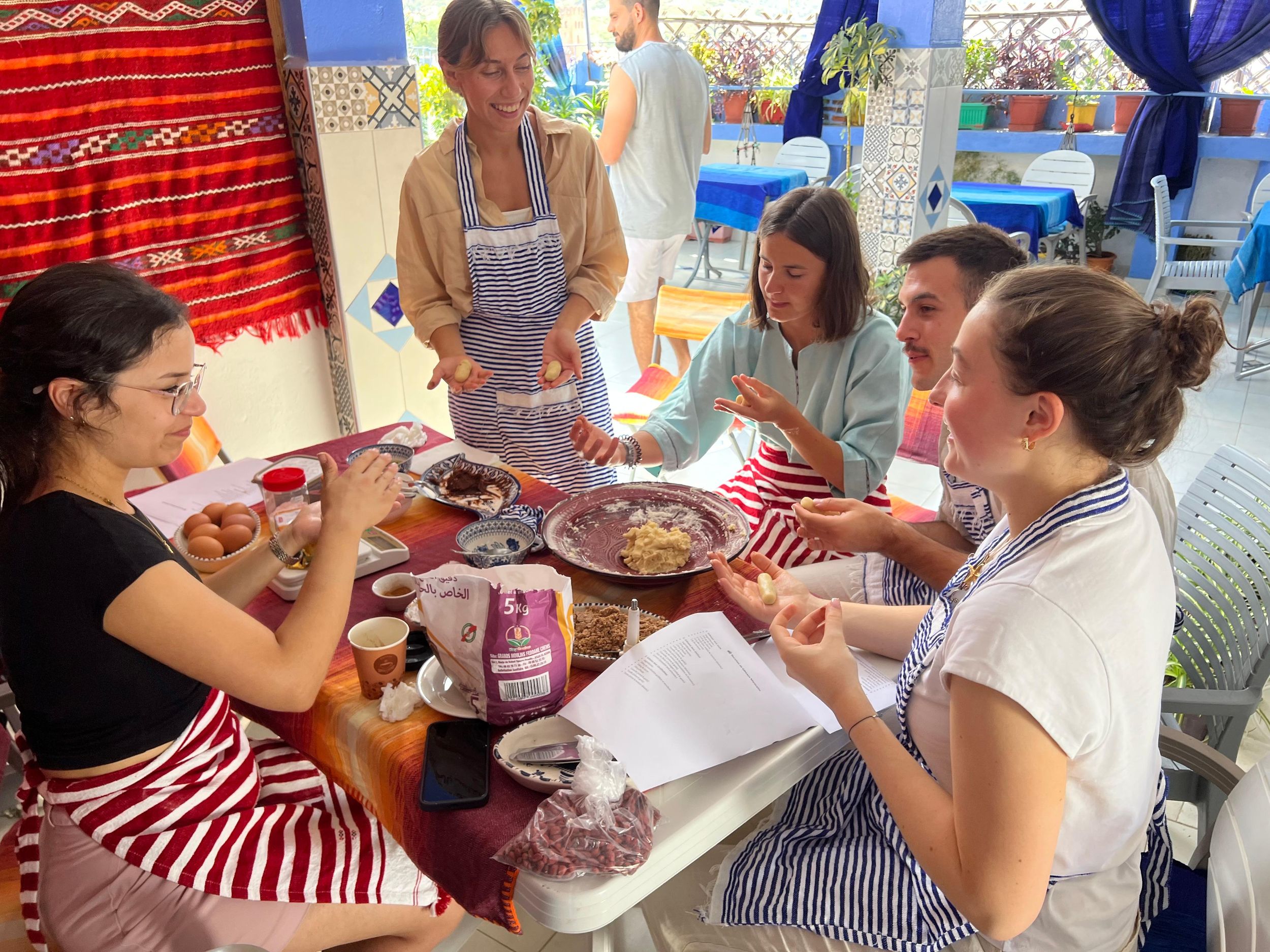 Marokkanischer Backkurs mit einer einheimischen Familie in Chefchaouen