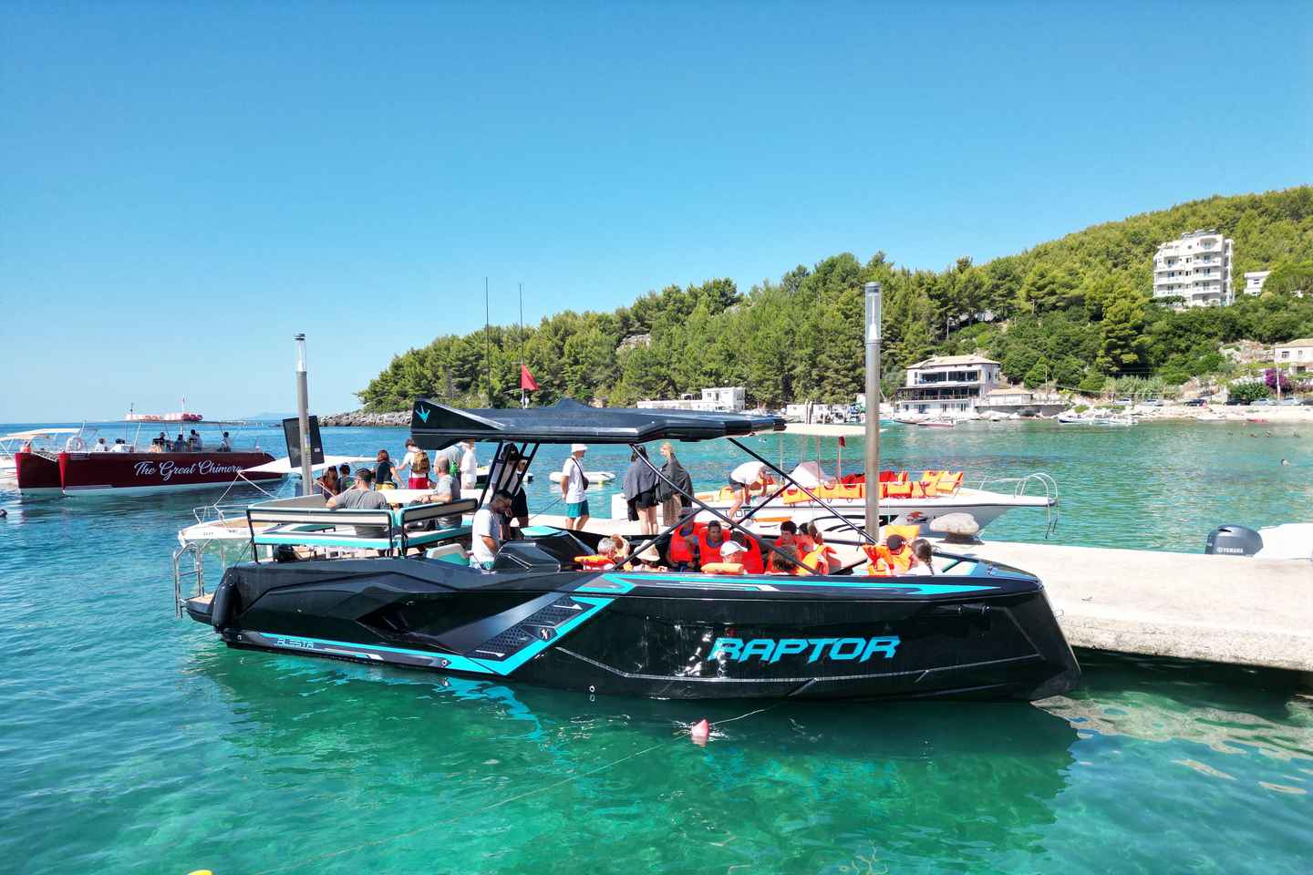 Химара: Увлекательное путешествие на лодке в Грамма Бэй