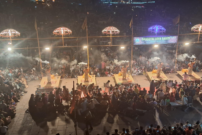 Manikarnika Ghat und Ganga Arti Tour