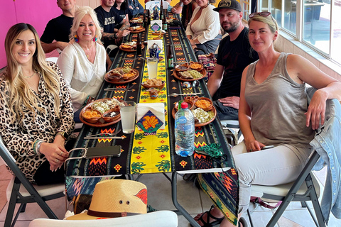 Pyramides de Teotihuacan et déjeuner chez ma grand-mèrePyramides de Teotihuacan et déjeuner chez mon Gandma