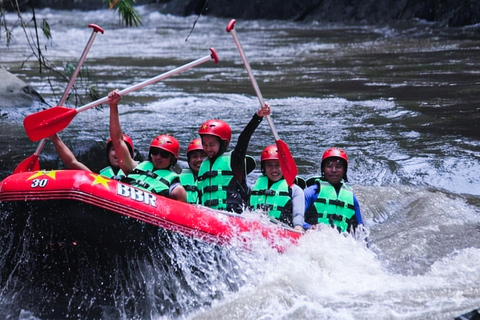 巴厘岛/乌布：全地形车、水上漂流和无边泳池巴厘岛/乌布：四轮越野车、漂流和无边泳池