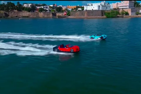 San Juan: WATER JET CAR - doświadczenie z czerwonym Bugatti