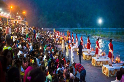 From Delhi: Rishikesh and Haridwar Private Day Tour