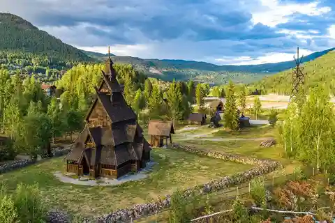 Oslo: Kistefos, Hadeland Glassverk, and Stave Church Tour