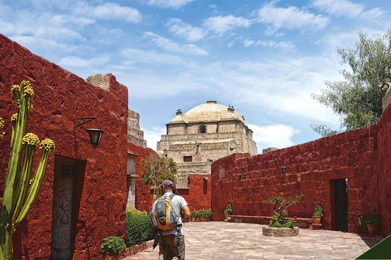 Entrance to the Monastery of Santa Catalina