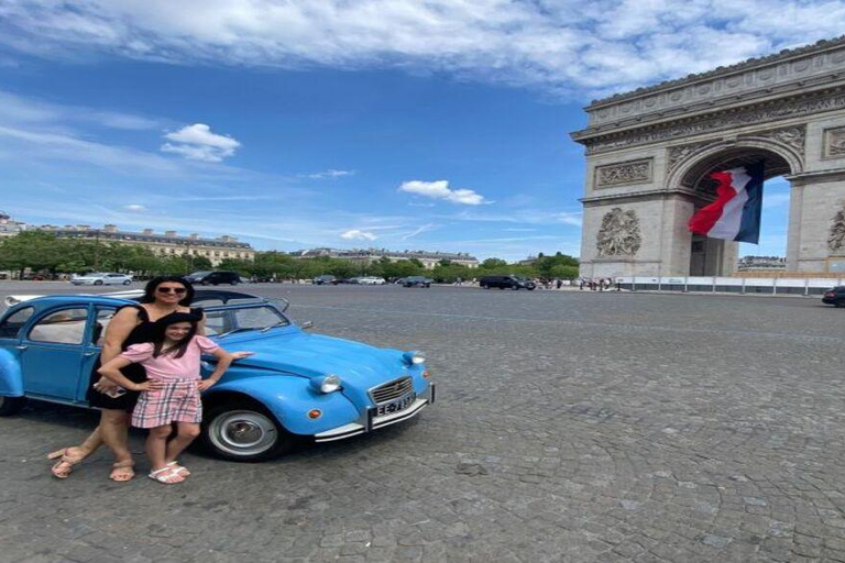 Paris: Guided City Highlights Tour in a Vintage French Car 30-Minute Tour Citroën 2CV