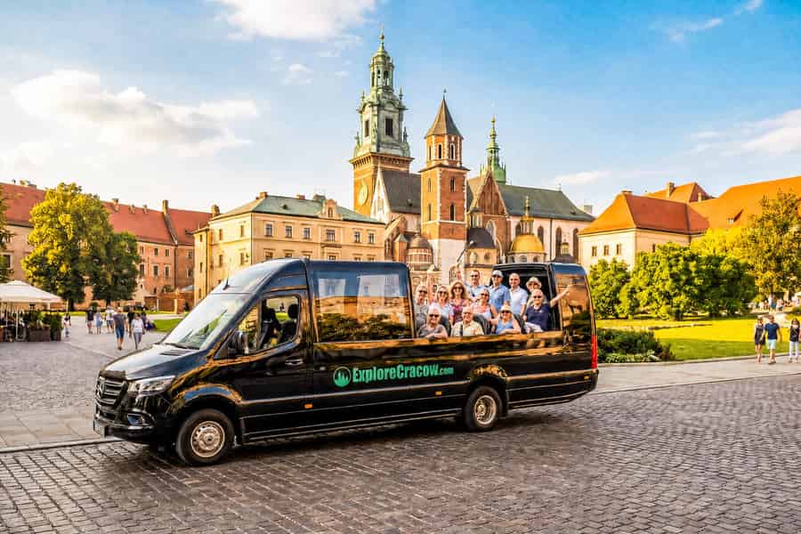 Krakau-stadstour met cabriobus, gids, wodka en pierogi