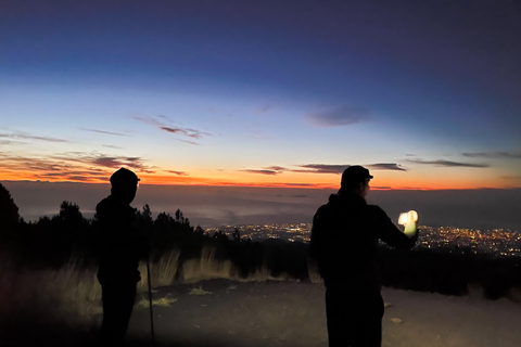 Mount Etna: Sunrise Excursion with an expert Local GuideMount Etna: Sunrise Trekking to Explore the Best Spots