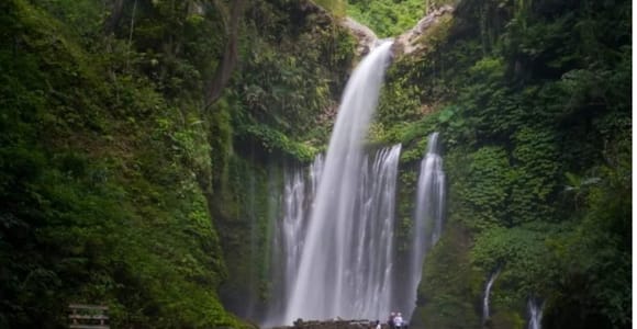 Lombok: Tiu Kelep & Sendang Gile Waterfall Tour