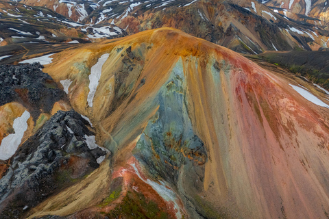 3-Day Highlands: Landmannalaugar, Emerald Ridge & Háifoss