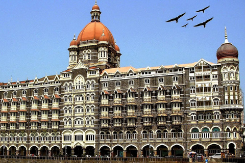 Mumbai: Private Sightseeing Tour with Car and Guide