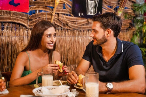 Cancun: Taco en Mexicaanse streetfoodtourCancun: privétour met taco's en Mexicaanse gerechten op straat