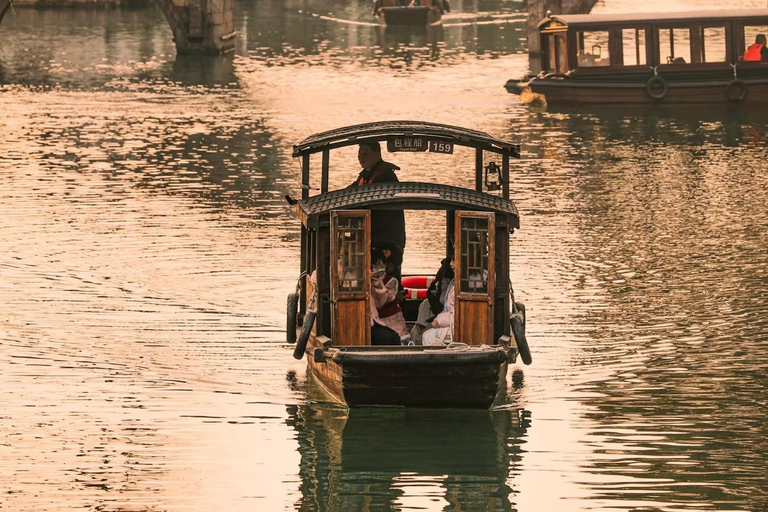 From Hangzhou: Wuzhen Water Town Tour with Riverside Essence Guide for other languages