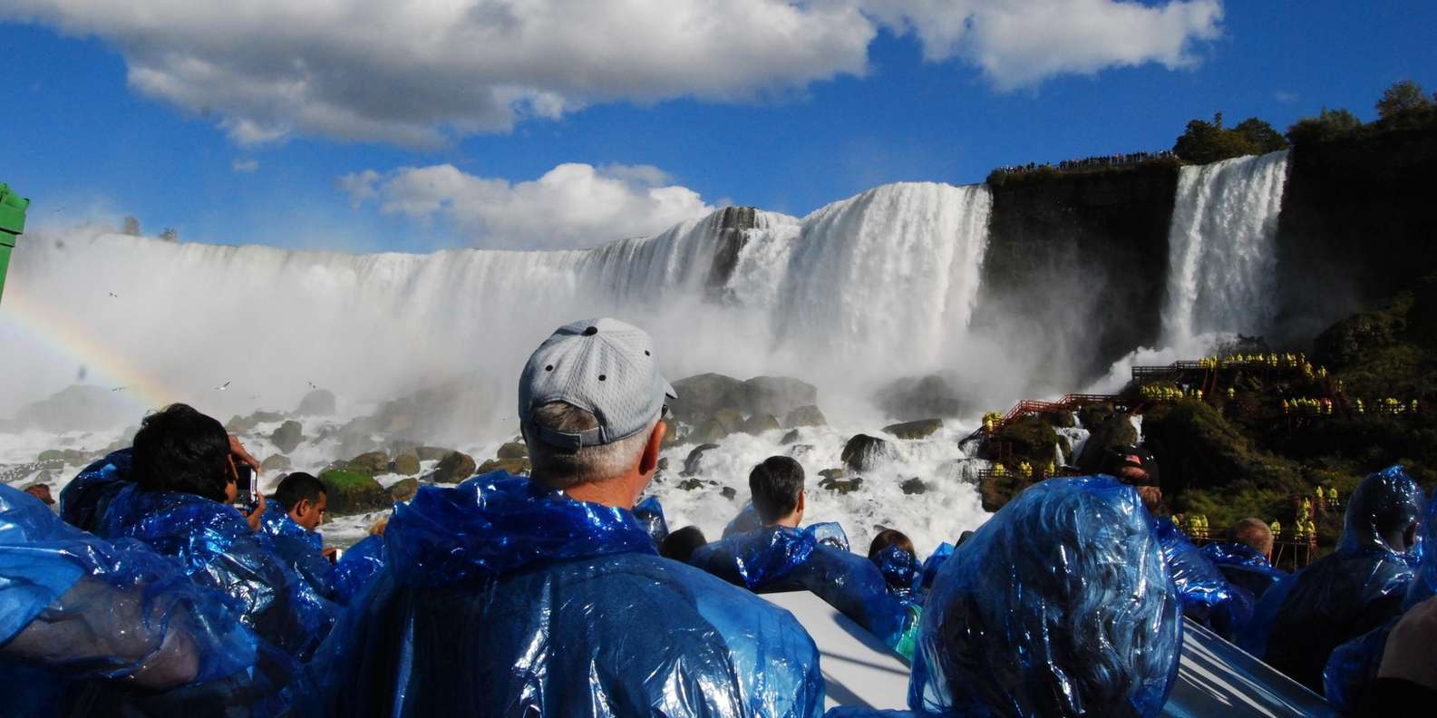 Niagara Falls: Maid of the Mist & Cave of the Winds Tour — gallery image 4