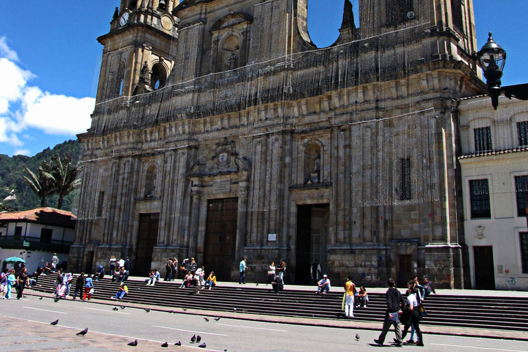 波哥大：坎德拉里亚区、黄金博物馆与铁镖球私人导览波哥大：坎德拉里亚区、黄金博物馆与台球私人导览