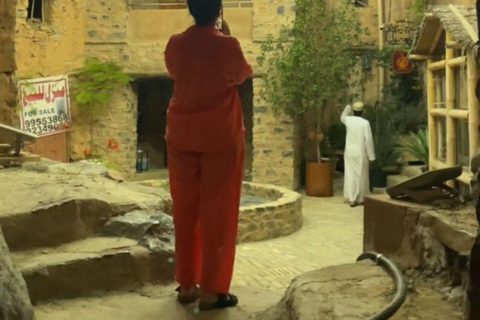 Wadi Ghul Adventure Hike, Misfat Al Abriyeen Tour & Lunch